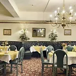 Ramadaby Wyndham Pittsburgh-New Stanton 