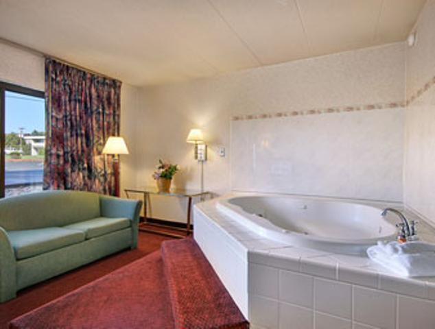 Ramadaby Wyndham Pittsburgh-new Stanton Hotel 3*